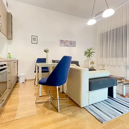 Centar Lujane * سراييفو