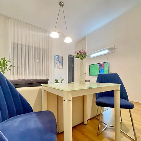 Apartment Centar Lujane *