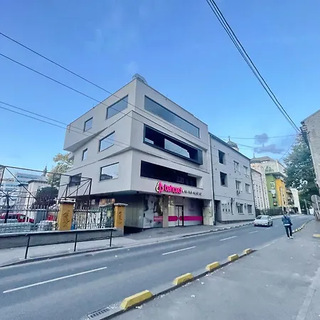 Centar Lujane شقة *