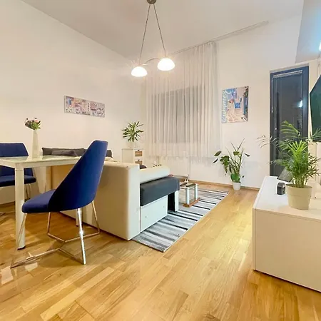 Apartment Centar Lujane